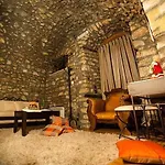 δεσποτικον αντωνοπουλου, ξενωνας Πανσιόν 3*
